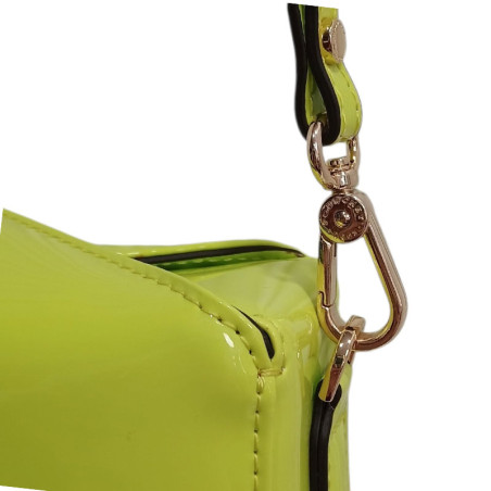 POURCHET Petit sac CASSETTA vernis fluo detail attache