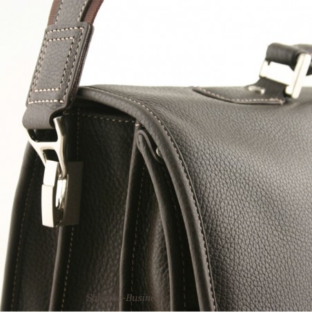 Large serviette noir 3 soufflets G.HENON 2928 détail
