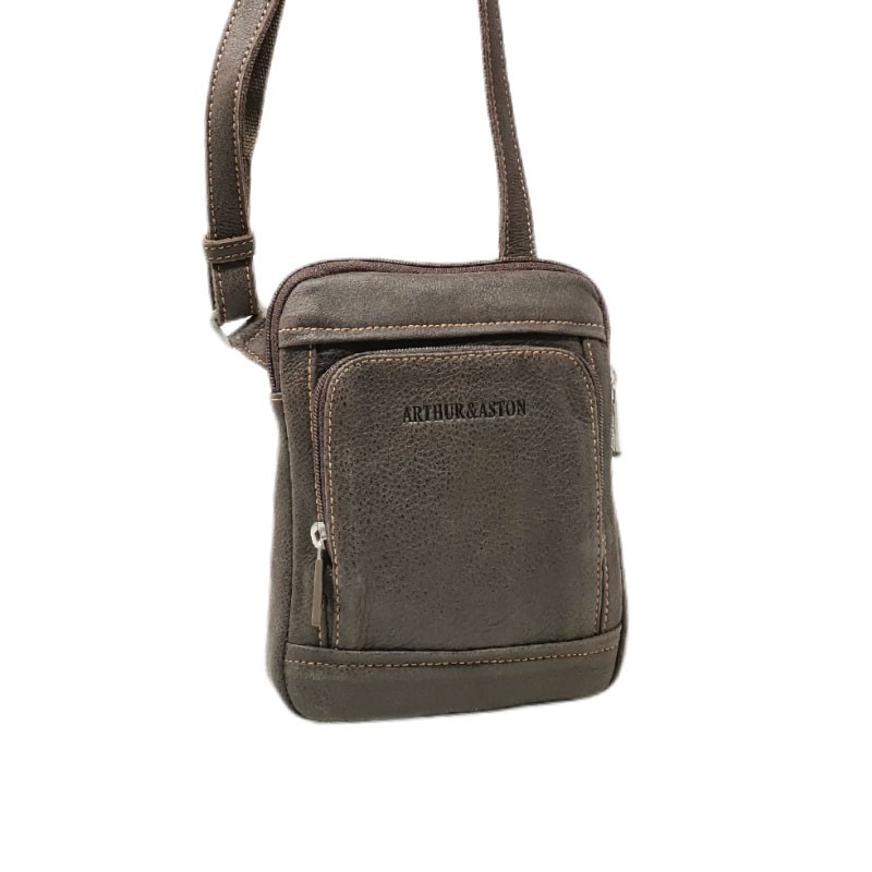 Arthur&Aston sacoche plate Homme 621036 choco face
